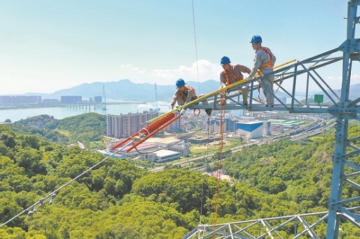 电能奔涌山海间 聚力建功新福建